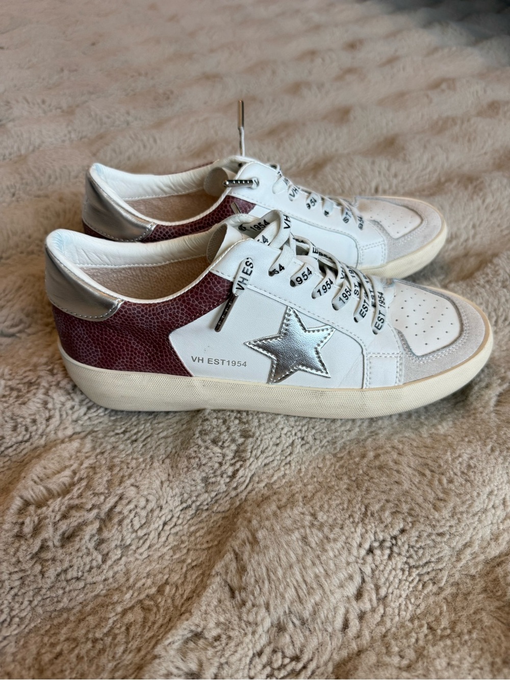 Vintage Havana White Sneakers with Silver Star and Burgundy Heel